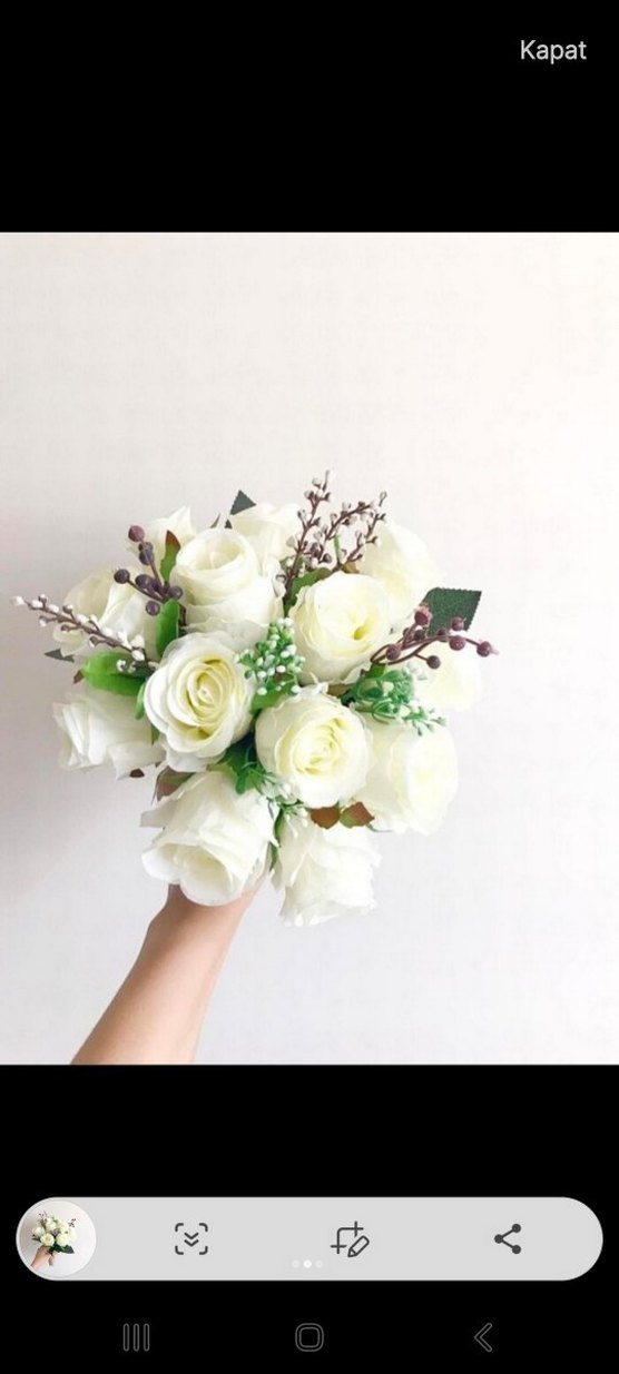 Dantel Detaylı Minimalist Beyaz Gelin Çiçeği - Görsel 2