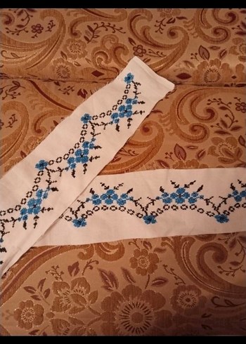 El İşi Nakışlı Çiçek Desenli Kumaşlar - Görsel 4