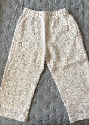 Dantel Detaylı Bol Kesim krem kız çoçuk Pantolon ve üst takım - Görsel 2