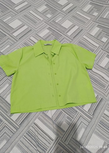 LC Waikiki Düğmeli Yeşil Kadın Crop Gömlek