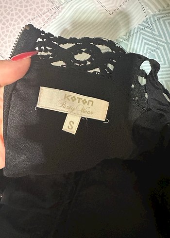 Koton Dantelli Siyah Mini Gotik Elbise