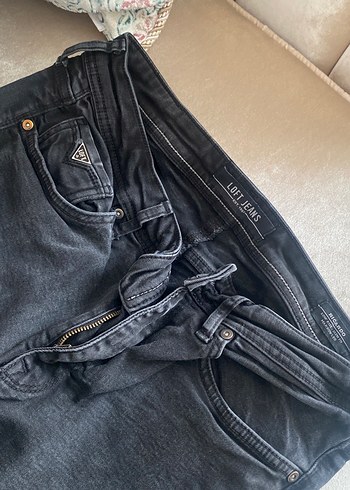 Gri Rahat Kesim Düğmeli Erkek Kot Pantolon