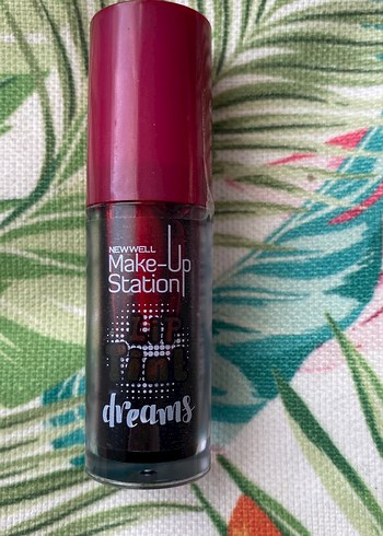 Bordo Ruj - Newwell Make-Up Station
