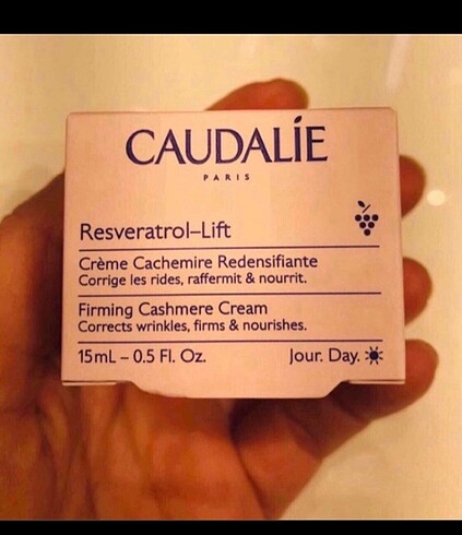 Caudalie resveratrol lift krem