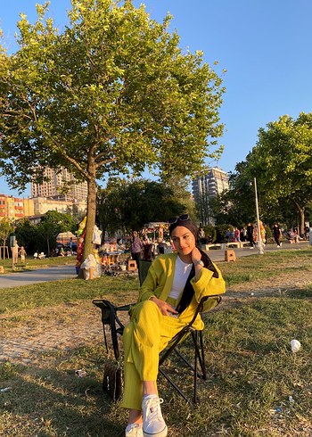 38 Beden Sarı Kadın yandan bağlamalıTakım