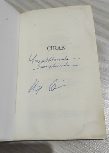 Beden Renk Çırak - Kevin Corchiani