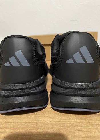 Erkek Siyah Spor ve Günlük Koşu Ayakkabısı - Görsel 3