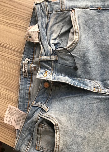 42 Beden ZARA İnci Detaylı Regular Fit Mavi Denim Kadın Pantolon
