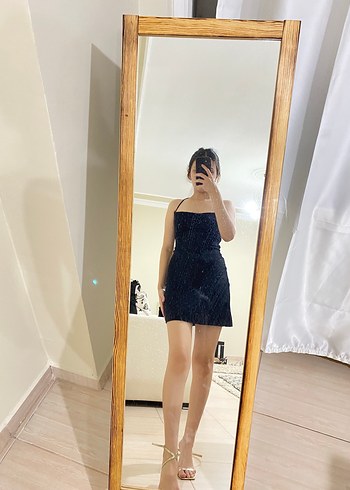 Bershka Siyah ışıltılı berskha elbise