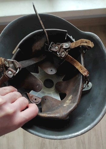 Doğu Alman ordusu çelik askeri tarihi Kask M56 76 miğfer - Görsel 2