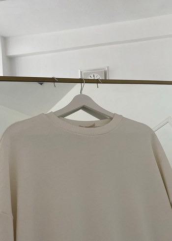 Kadın Beyaz Salaş Uzun Kollu Sweatshirt - Görsel 3