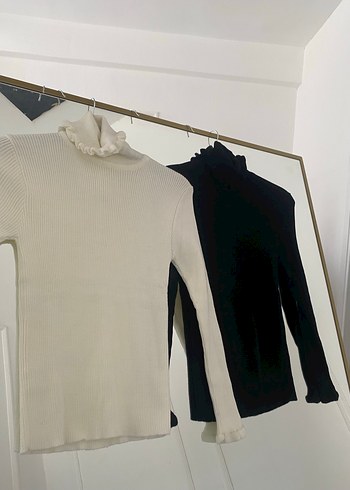 İkili Siyah Beyaz Pliseli Boğazlı Uzun Kollu Body - Görsel 4