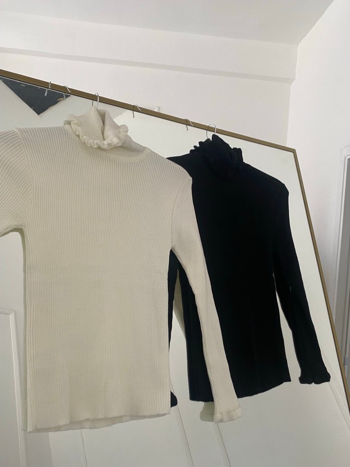 İkili Siyah Beyaz Pliseli Boğazlı Uzun Kollu Body - Görsel 4