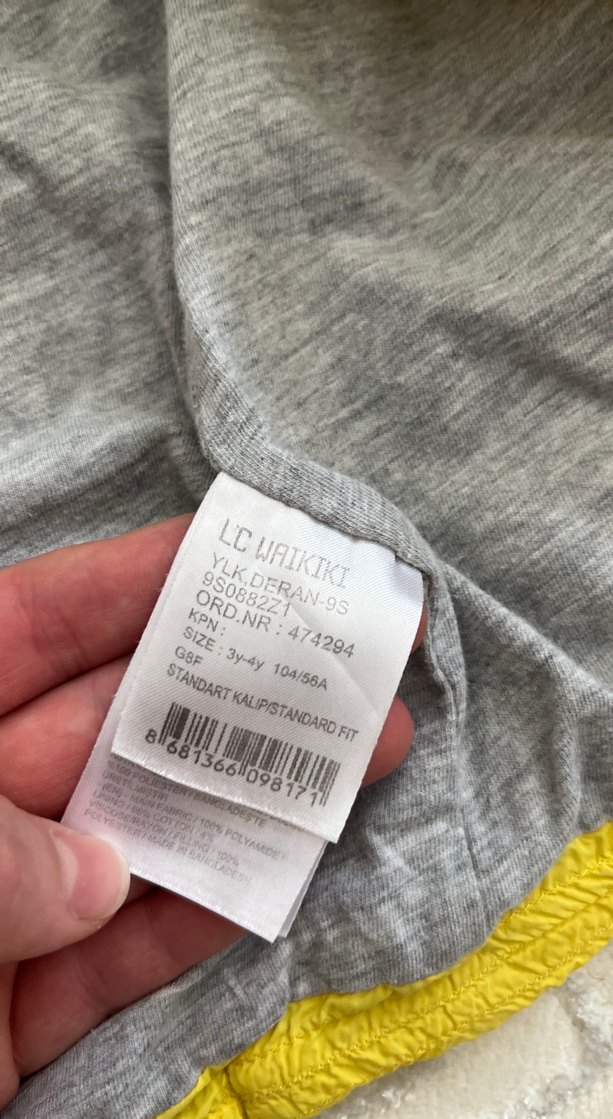 Sarı Kapüşonlu Erkek Çocuk Yeleği - Görsel 4