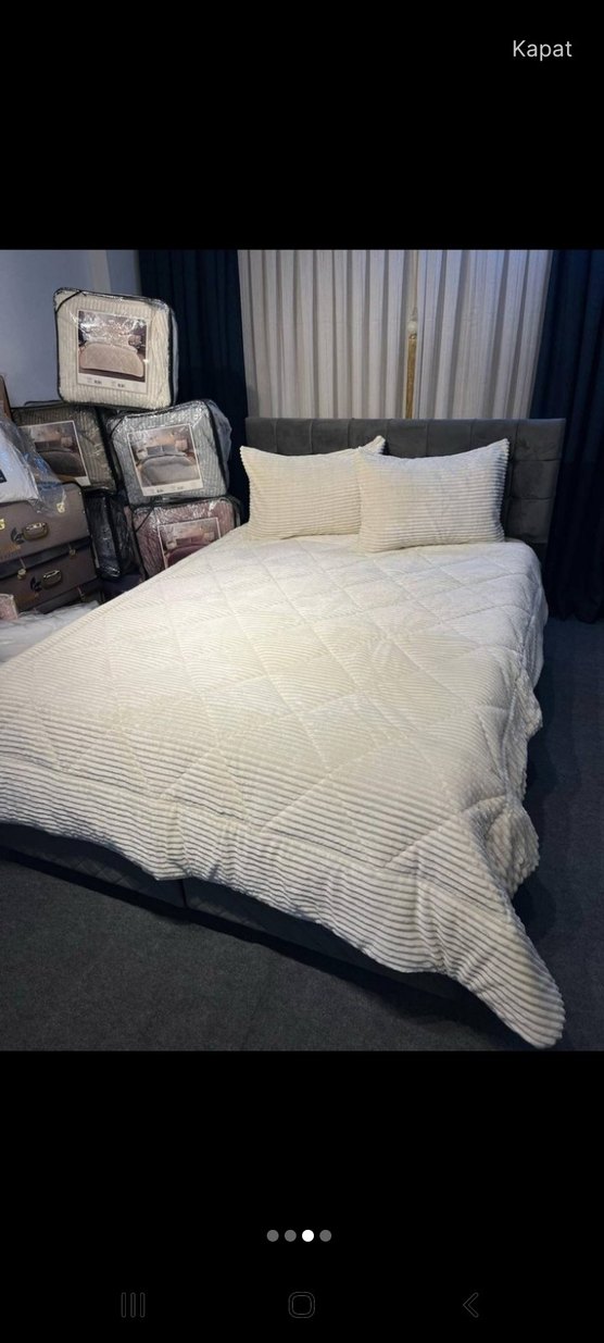 üç parça iki yastık kılıfı bir yorgandan oluşan yatak örtüsü - Görsel 3