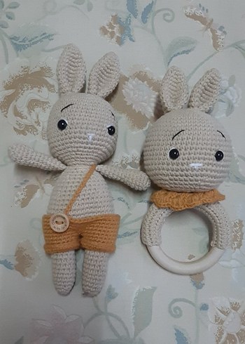 Amigurumi Tavşan Diş Kaşıyıcı ve Oyuncak