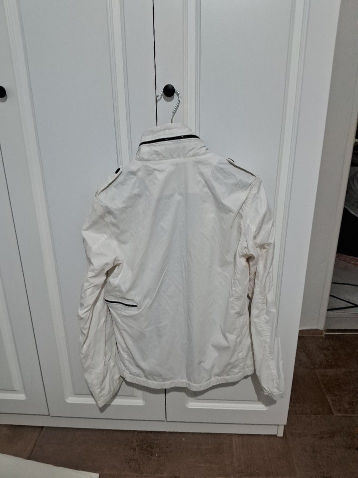 Kadın Beyaz Fermuarlı Rüzgarlık - Görsel 3