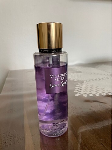 Victoria s Secret Victoria's secret vücut spreyi love spell