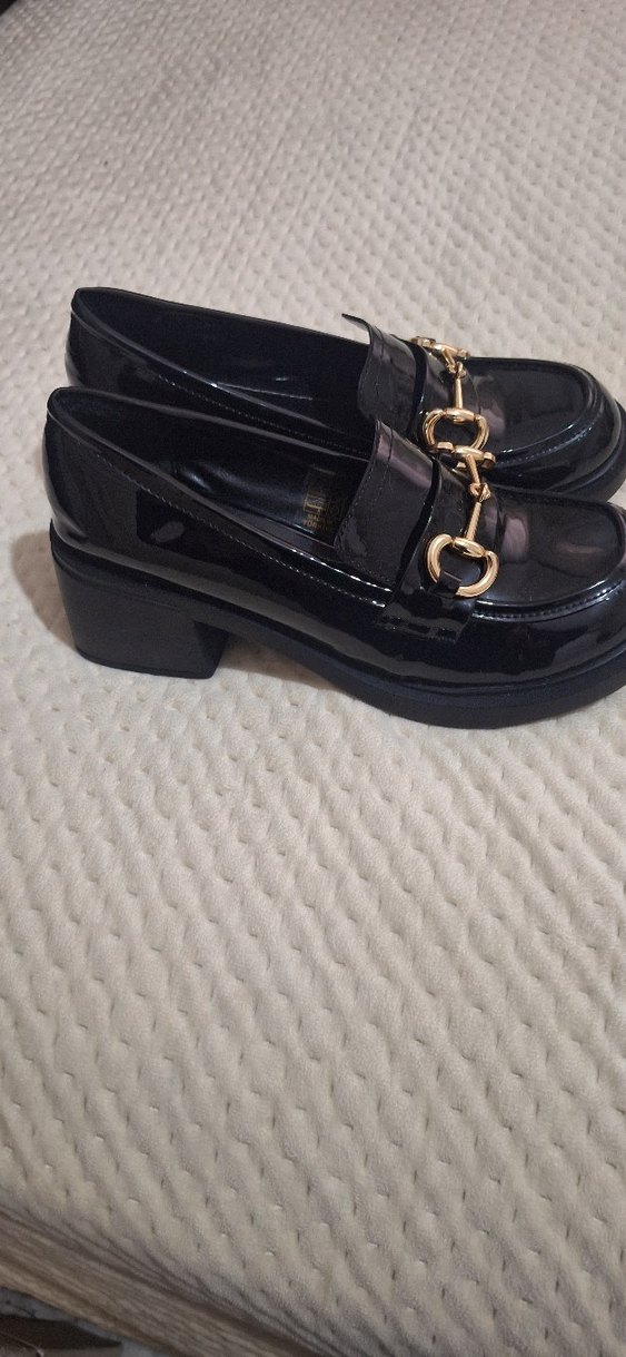 Siyah Parlak rugan gold toka detay kadın loafer - Görsel 2