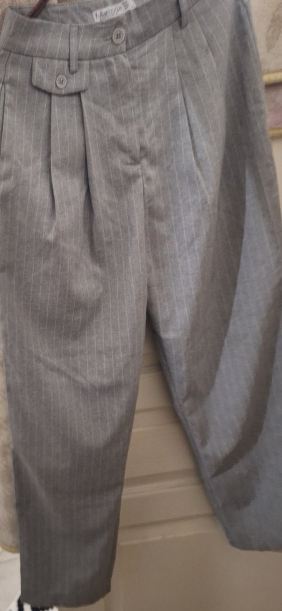 Düğmeli Gri Çizgili Kadın Kumaş Takım - Görsel 4