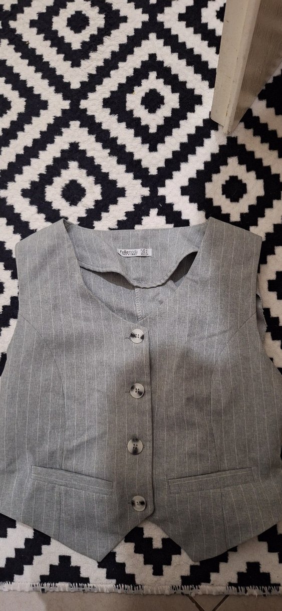 Düğmeli Gri Çizgili Kadın Kumaş Takım - Görsel 2