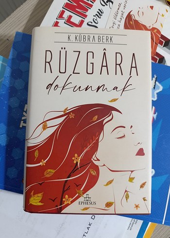 Rüzgâra Dokunmak - K. Kübra Berk