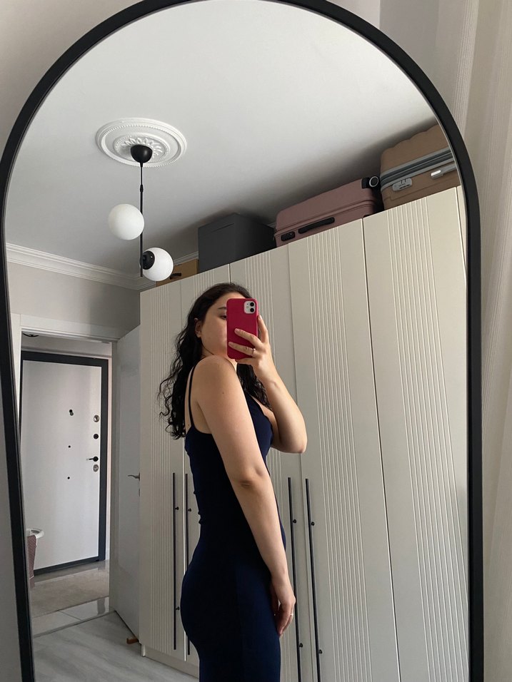 Siyah İnce Askılı Midi Elbise - Görsel 3