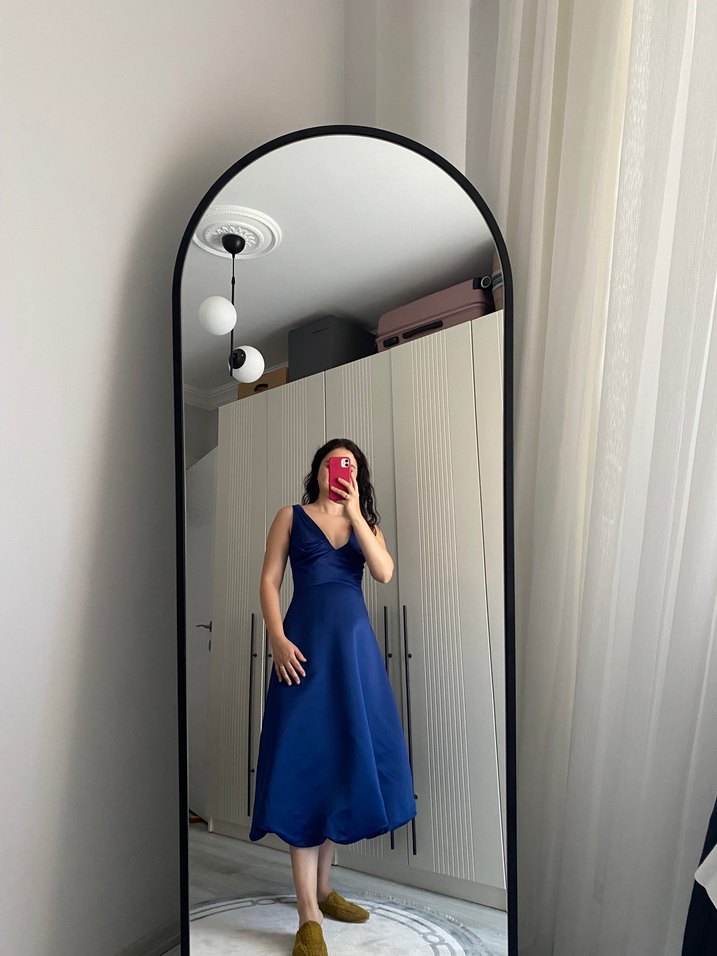 Lacivert A-Kesim Mat Saten Balon Etek Detaylı Midi Abiye - Görsel 2