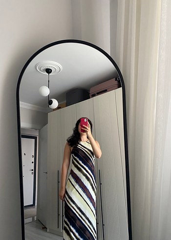 Halter yaka renkli uzun elbise - Görsel 3