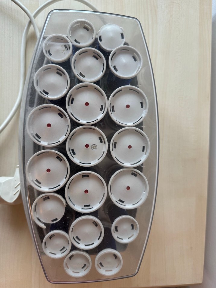 Beyaz ve gri elektrikli bigudí seti - Görsel 3