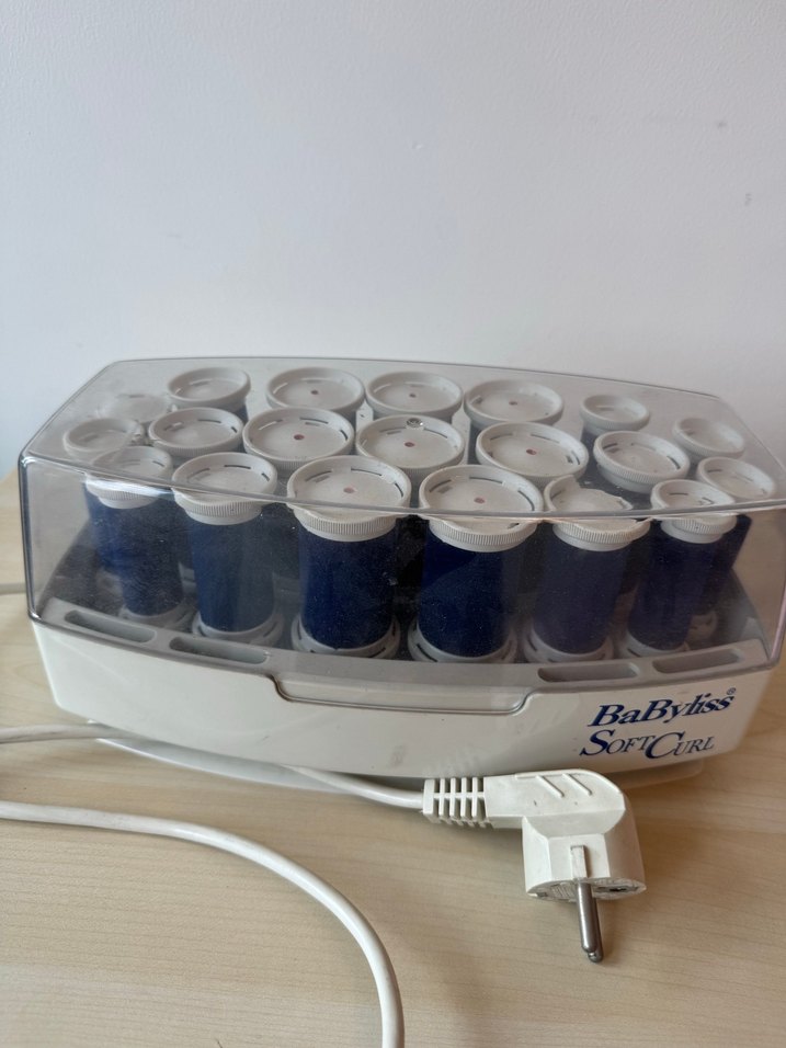 Beyaz ve gri elektrikli bigudí seti - Görsel 2