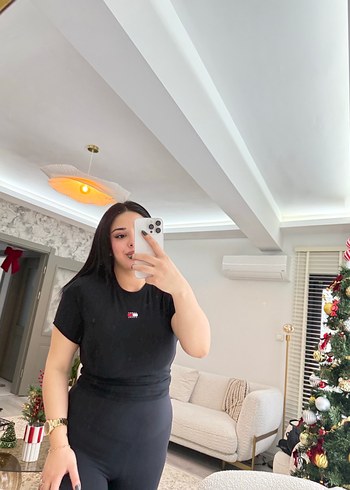 Kadın Siyah Kısa Kollu Tişört - Görsel 3