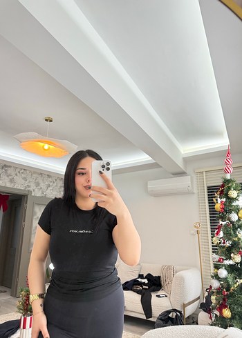 Kadın Siyah Baskılı Kısa Kollu Tişört - Görsel 3