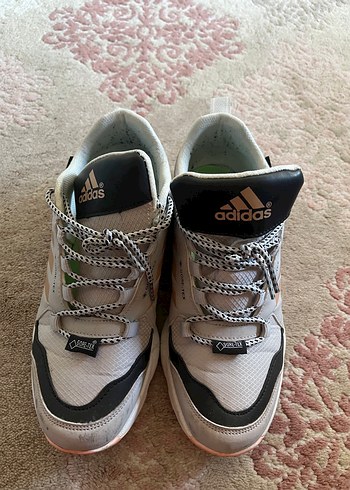 40 Beden adidas spor ayakkabı
