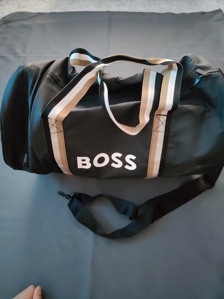 Hugo Boss seyahat & spor çantası - Görsel 3