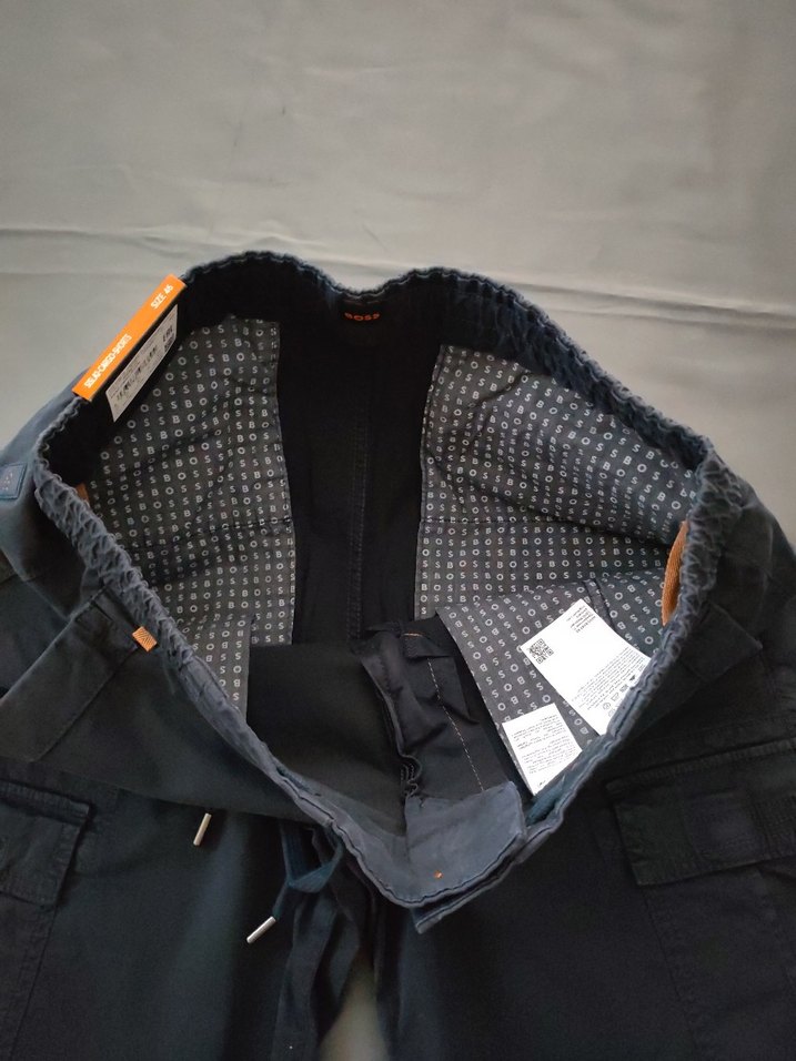 Hugo Boss kargo cepli şort - Görsel 3