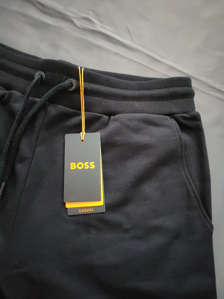 Hugo Boss Siyah Baskılı Erkek Eşofman Altı orjinal - Görsel 3