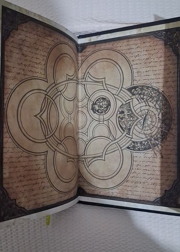 Medusa'nın ölü Kumları - Maral Atmaca - Görsel 5