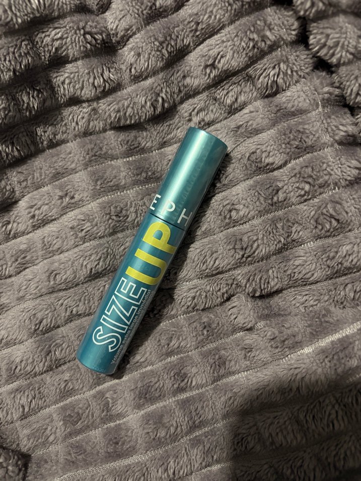 Size up waterproof maskara ultra black - Görsel 2