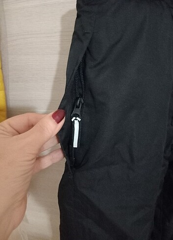7 Yaş Beden siyah Renk Kar tulumu