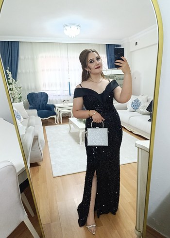 40 Beden Parlak Siyah Straplez Midi Abiye Elbise