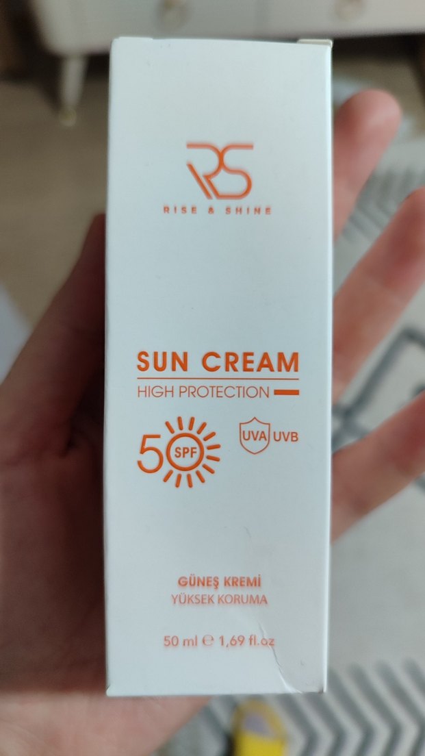 Sıfır . Adet Fiyatı RS Peeling Jel ve Güneş Kremi Seti - Görsel 2