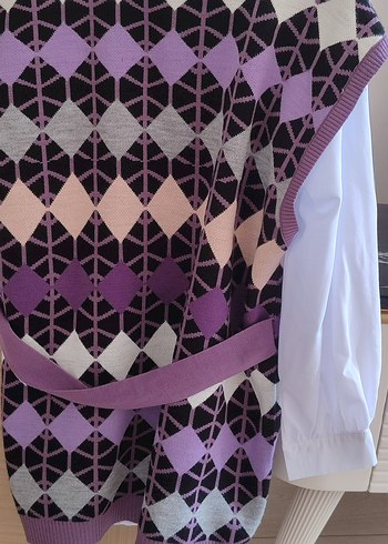 TAKIM Mor Desenli V Yaka Triko Süveter - Görsel 4