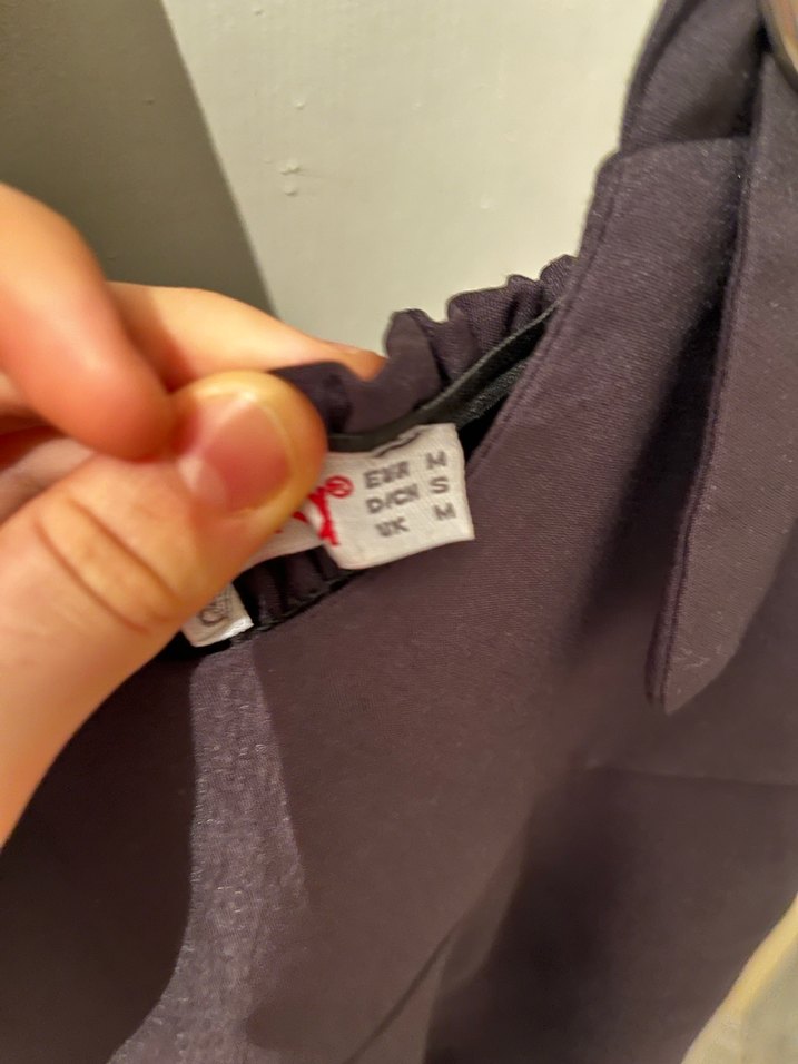 Kadın Siyah Uzun Askılı Tulum - Görsel 3