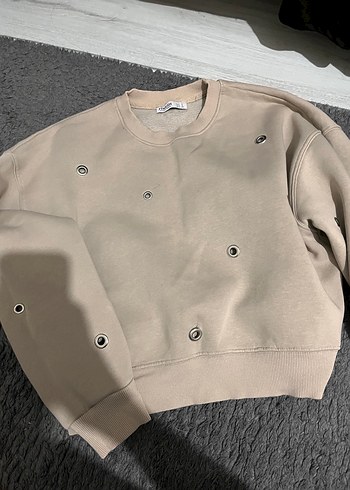 Diğer Bej Metal Halkali Rahat Sweatshirt