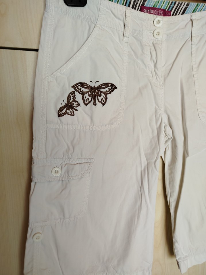Beyaz Kelebek Desenli Pamuk Mini Şort - Görsel 2