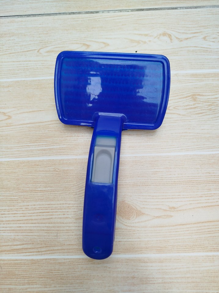 Mavi Renkli Plastik köpek tarağı - Görsel 2