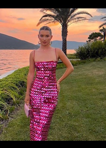 Pembe Parlak Payetli Uzun Askılı Elbise