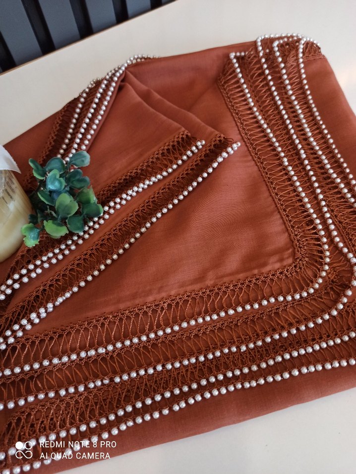 reyan tarçın rengi inci boncuklu özenle hazırlanmıştır - Görsel 2