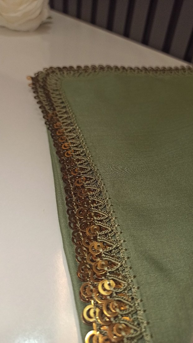 anlı kızlı model çağla yeşili rengi l - Görsel 4